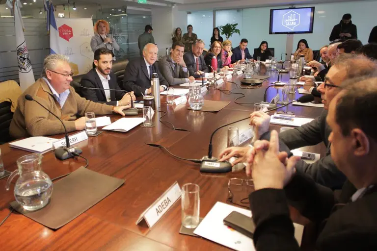 Lavagna y Urtubey exigieron la creación de un consejo económico y social a nivel nacional