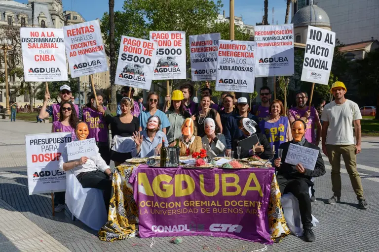 Jubilados: el Gobierno da marcha atrás y mantendrá beneficios en algunos regímenes especiales