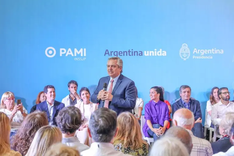 Jubilados: ¿de dónde saldrán los $30.000 millones para financiar los remedios gratis a los afiliados del PAMI?