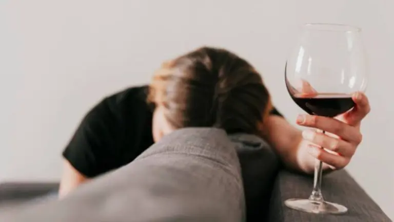 Cuáles son los estadios de una adicción y cómo se pueden tratar