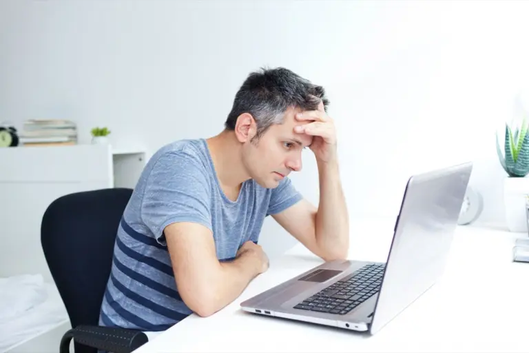 Qué son los "pixeles espías" y por qué las grandes empresas lo envían a tu mail