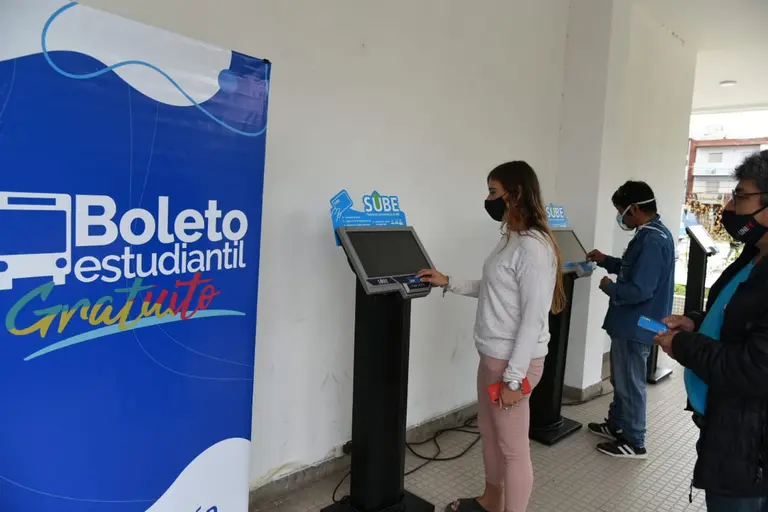 Cómo tramitar la SUBE estudiantil 2021: el boleto para estudiantes tiene todos estos beneficios