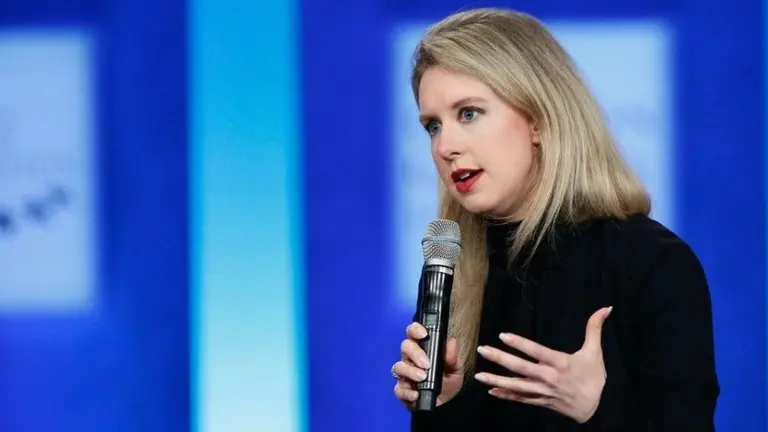 Elizabeth Holmes: ¿quién es y por qué podría ir hasta 20 años a la cárcel?
