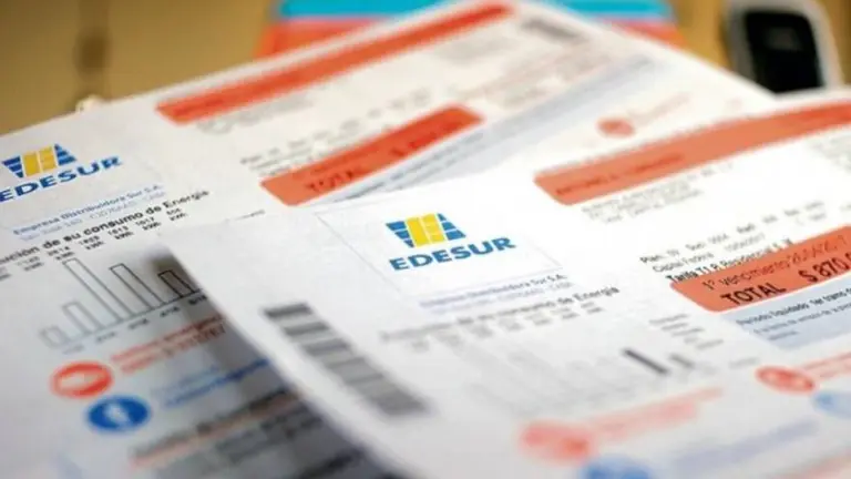 ¿Necesitás ahorrar y bajar tu factura de luz? Desenchufá estos 11 dispositivos a la noche