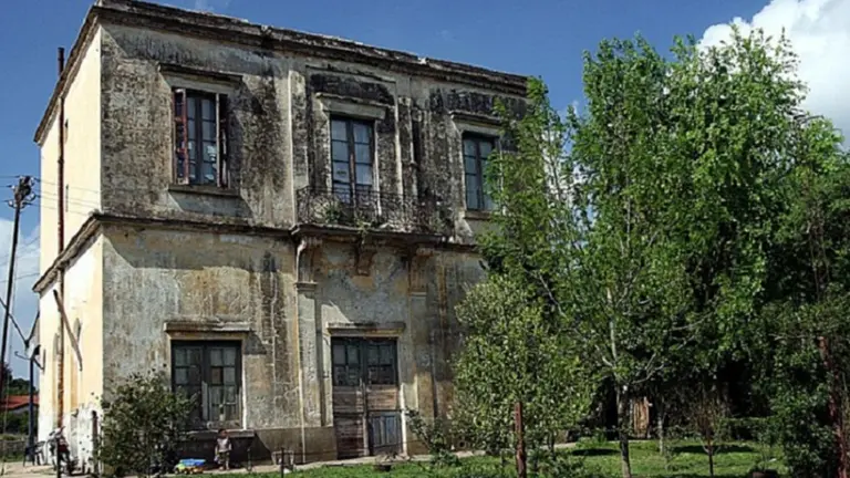 El pueblo ideal para conocer a una hora de CABA: estación histórica, pulperías y esencia de campo bonaerense