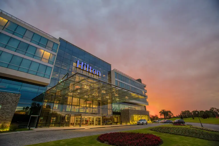 Hilton Pilar invita a disfrutar el día del padre diferente