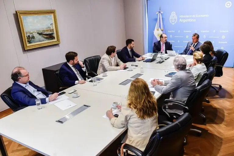 Massa acordó un crédito por u$s540 millones para aumentar envíos de gas desde Vaca Muerta