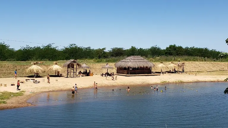 Una playa en Buenos Aires por 4.000 pesos: dónde queda y cómo llegar
