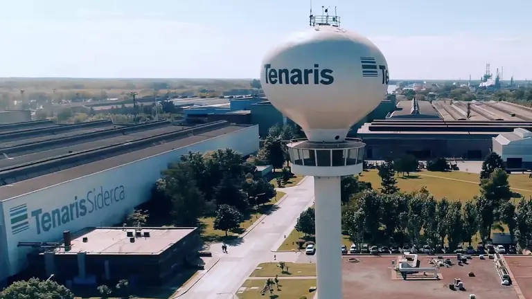 Tenaris notificó 150 despidos en su planta de Valentín Alsina tras perder una licitación
