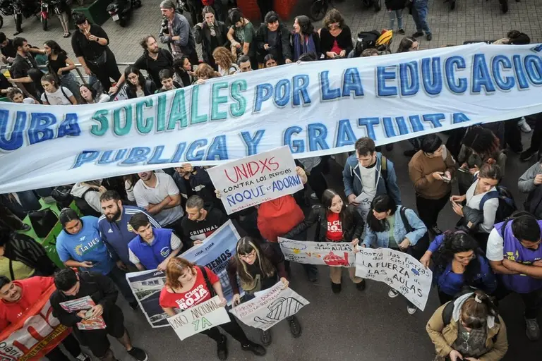 El debate que dejó la protesta universitaria: ¿la gratuidad es realmente para los pobres?