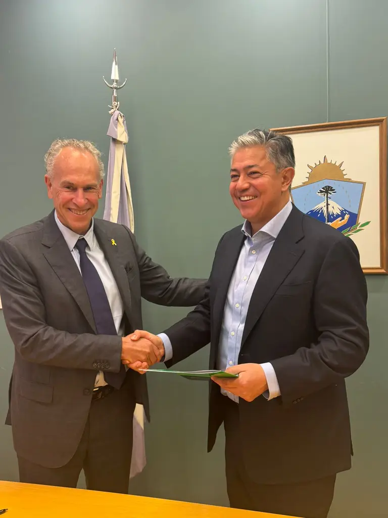 Pampa Energía se sumó al plan de becas Gregorio Álvarez en Neuquén