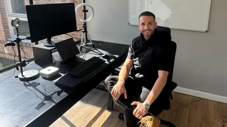 Emprendedor argentino que creó una inteligencia artificial para restaurantes