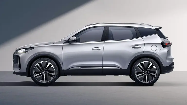Así es el Tiggo 4, el nuevo auto SUV "superhíbrido" que Chery venderá en la Argentina
