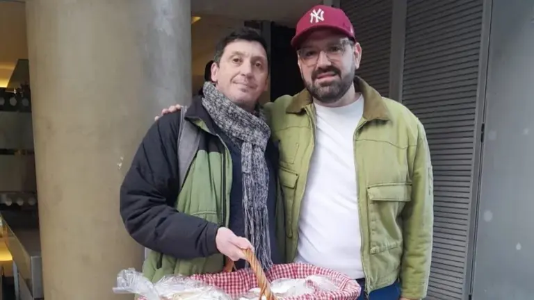 Un Rogel contra la adversidad, la increíble vida de Facundo, el pastelero de Hurlingham que solo quiere que lo dejen trabajar