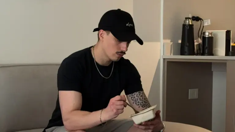 Sin cocina, sin inversores y con 22 años construyó un negocio millonario de viandas deportivas