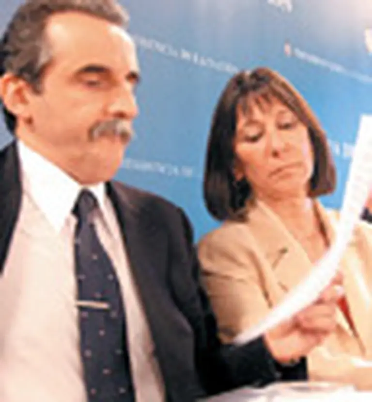 El Gobierno prepara artillerí­a pesada contra las prepagas