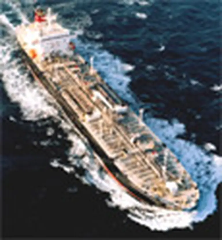 Fue botado el primer buque petrolero construido en el paí­s