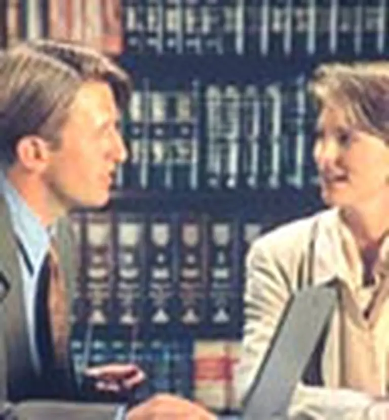 Economistas explican cómo funcionan los grandes estudios