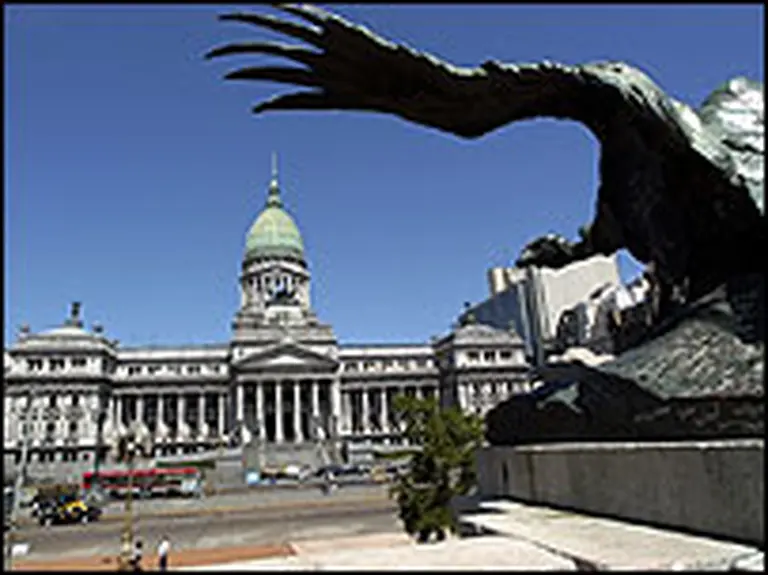 Desafueros, suspensiones y expulsiones: repaso desde el '83 hasta hoy