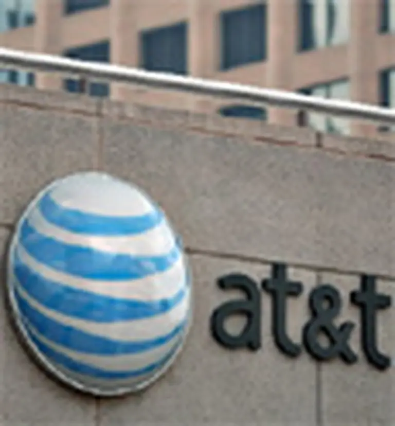 AT&T y Verizon pelean por un contrato de u$s20.000 M