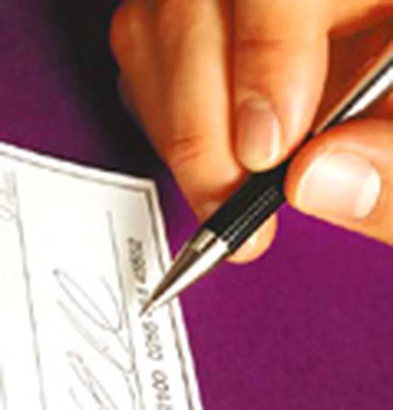 Crece 70% la financiación con cheques durante abril