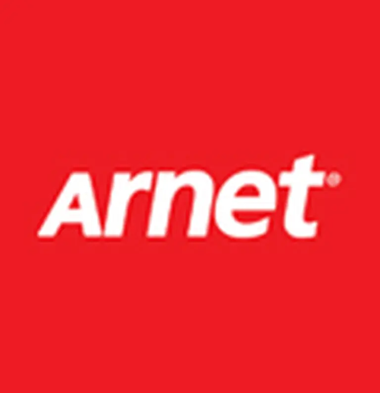 Arnet se sube a la web social