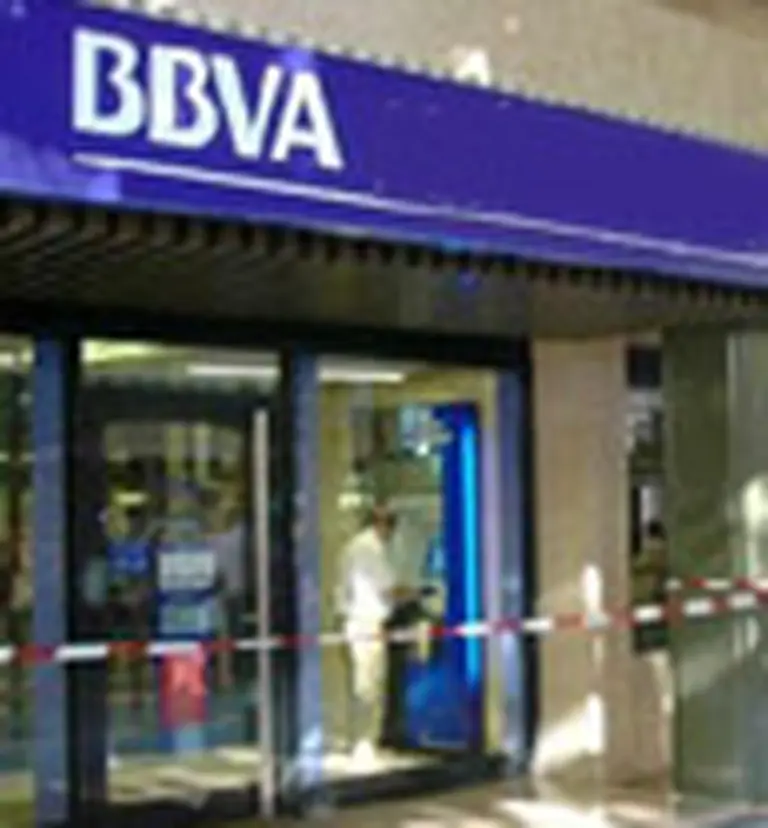 BBVA se lanza a vender autos y electrodomésticos