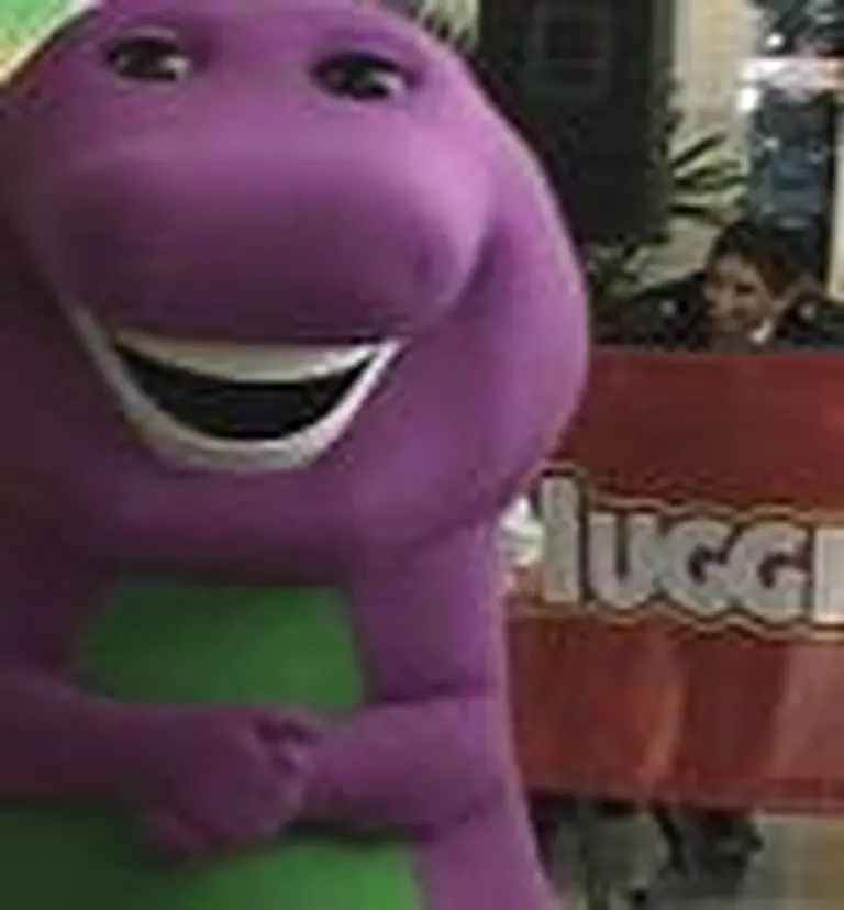 Huggies aprovecha a Barney para hacer branding