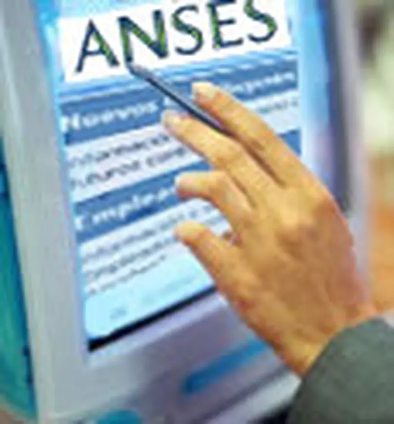 Las AFJP transfieren más de $4.600 M a la ANSES