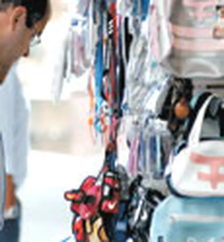 Impulsan nueva ley de marcas que castiga a consumidores