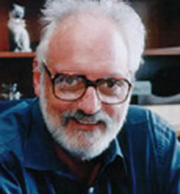 "Hoy, el superávit fiscal destroza el sector privado formal"