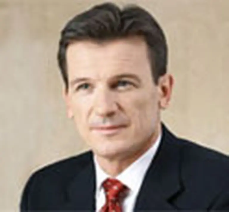 Asesor de Cerberus será el nuevo presidente de Chrysler