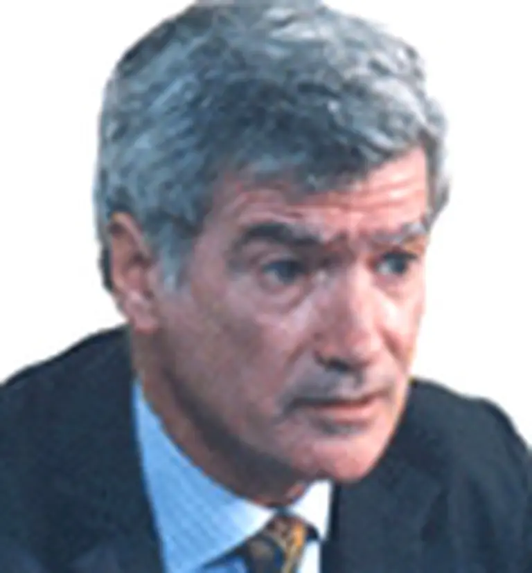 Escasany desembarca en el negocio de la energí­a