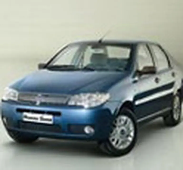 Fiat lanza el modelo Class y anticipa el nuevo Siena