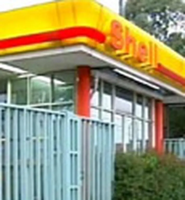 Levantaron la clausura de la refinerí­a de Shell en Dock Sud