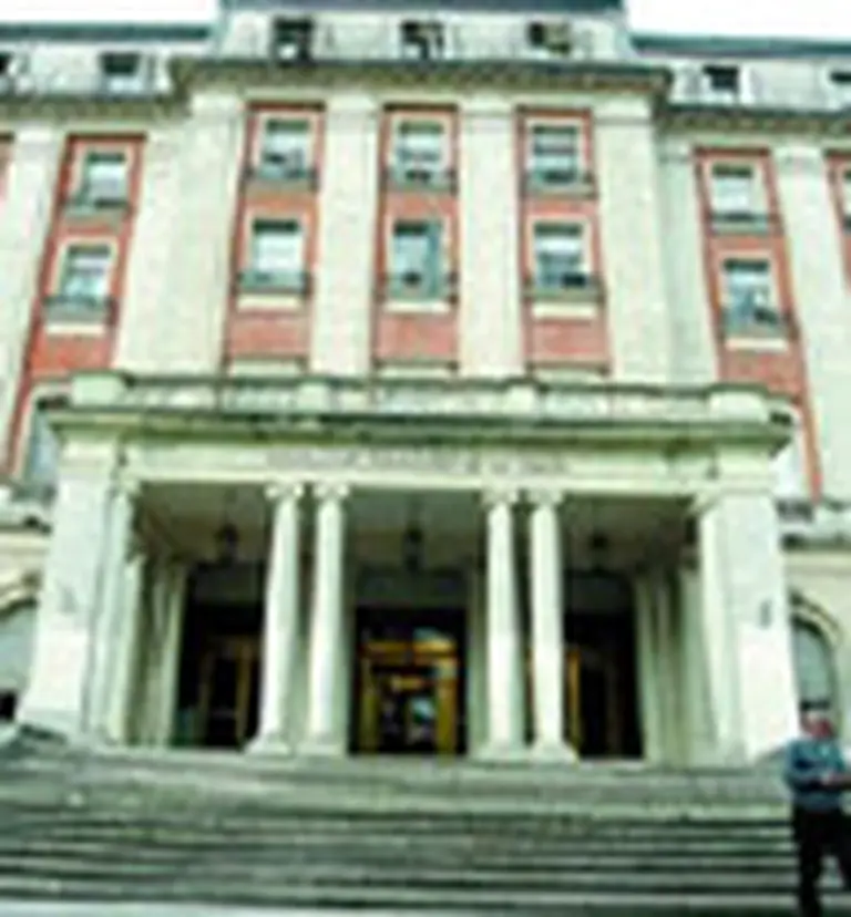 Cortocircuito entre jueces por polí­tica tributaria judicial