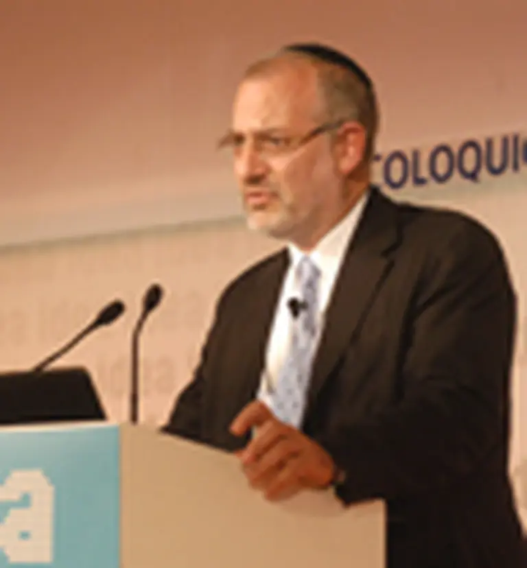 Elsztain se prepara para desembarcar en Brasil y Uruguay