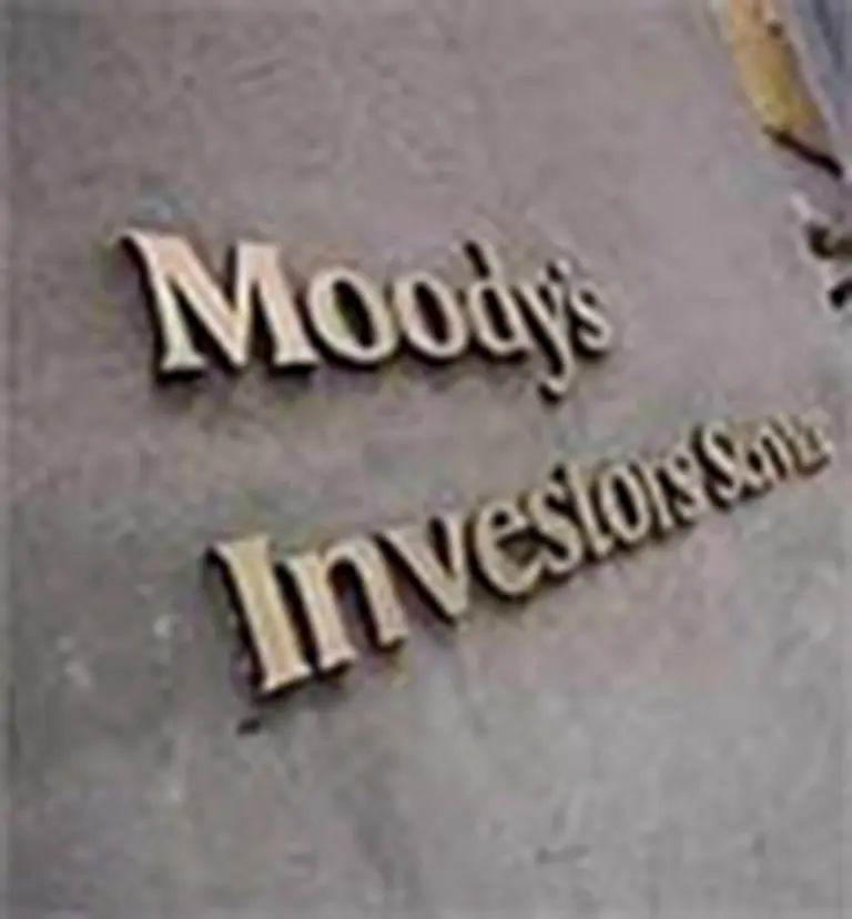 Los bancos y las bolsas cuestionan a las calificadoras