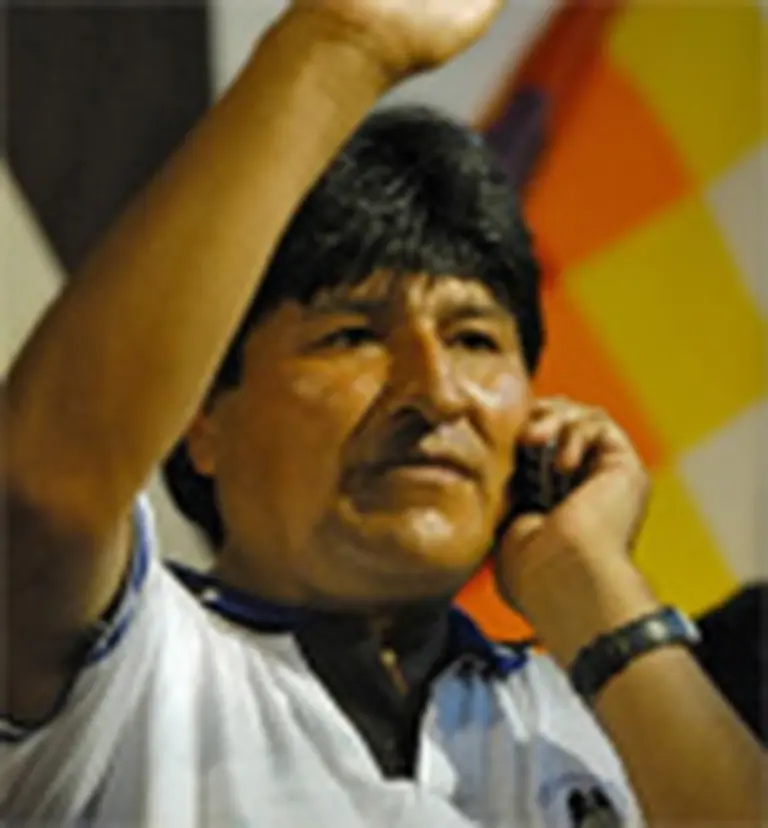 Chávez, Castro y Evo Morales quieren una telco propia