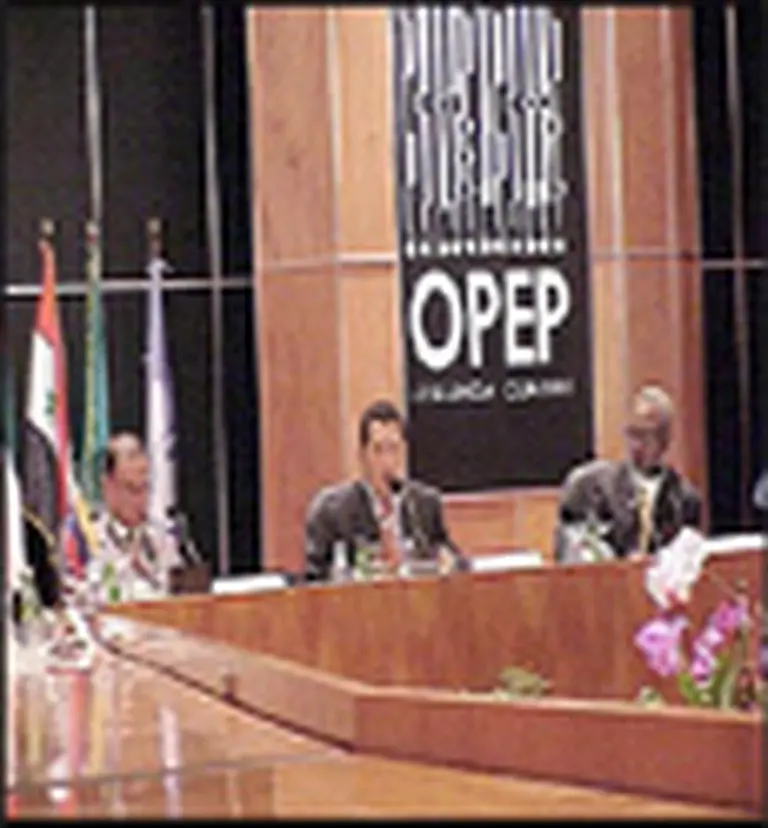 El dólar desplazó al petróleo en la cumbre de Riad