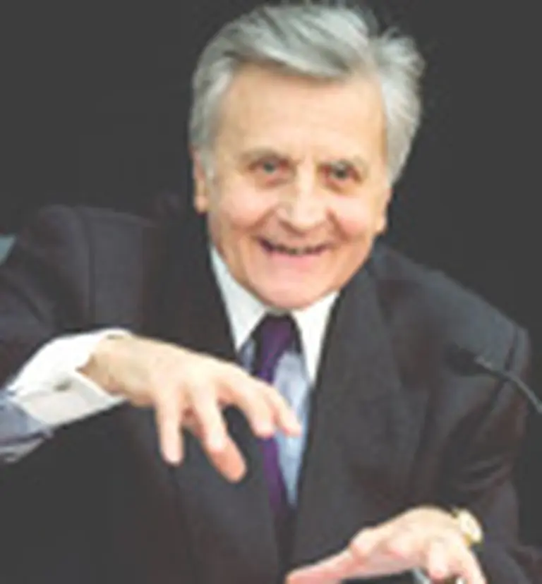 Los inversores esperan mayor intervención de la FED y del BCE