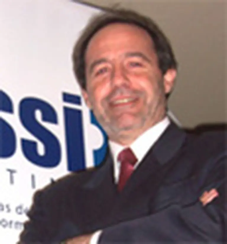 El sector de las TIC "debe ponerse a disposición de todos"