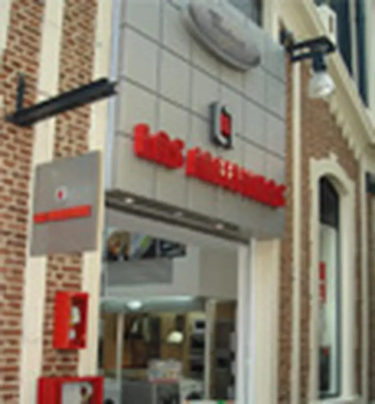 El Solar abre nuevos locales y encara cambios de imagen