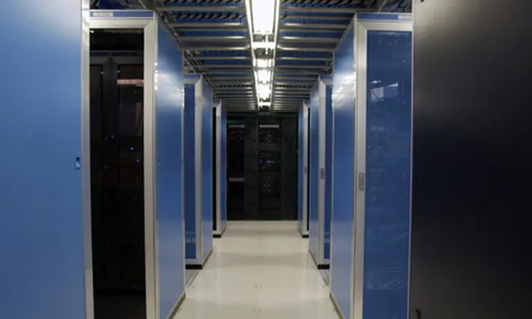 IBM presenta una nueva computadora más eficiente