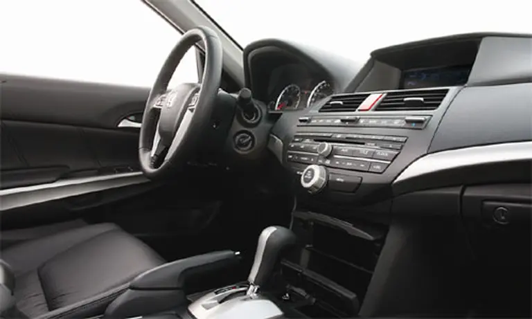 Honda lanzó una nueva generación del Accord