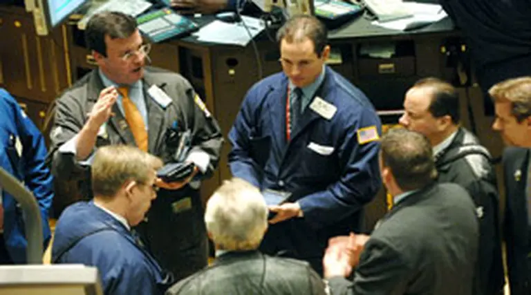 EE.UU. en grave estado: se cayó un banco y la FED bajó la tasa