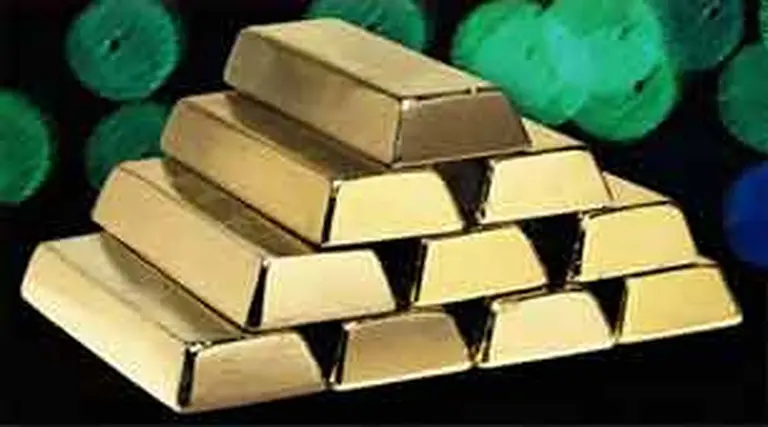 El oro se convierte en una nueva divisa global y en la tercera moneda de reserva