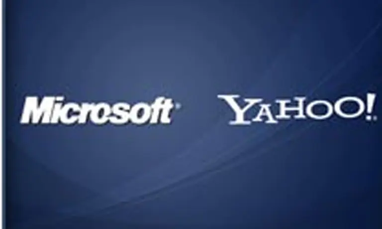 Yahoo y Microsoft mantienen el suspenso y crecen los rumores