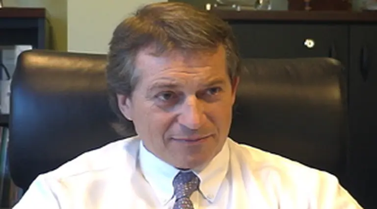 "Para entender el trabajo de mis empleados, me disfracé de guardia y salí­ a trabajar"