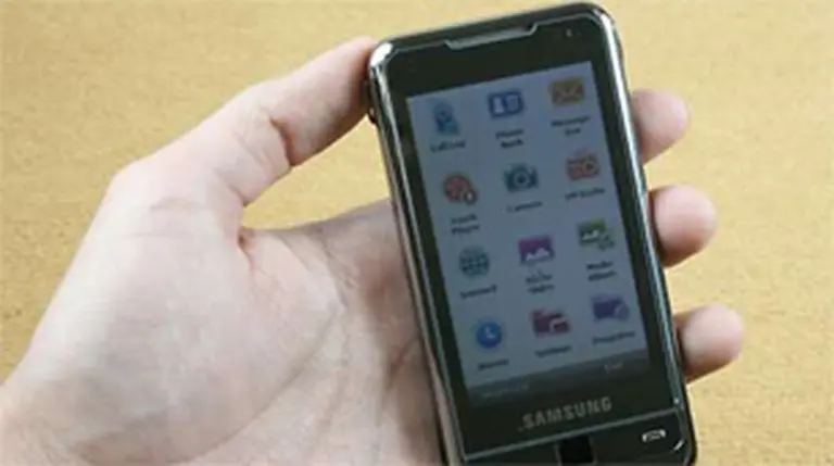 Samsung lanza el Omnia, un móvil para competir con el iPhone